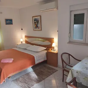 Seaside For 2 P Apartment Trogir